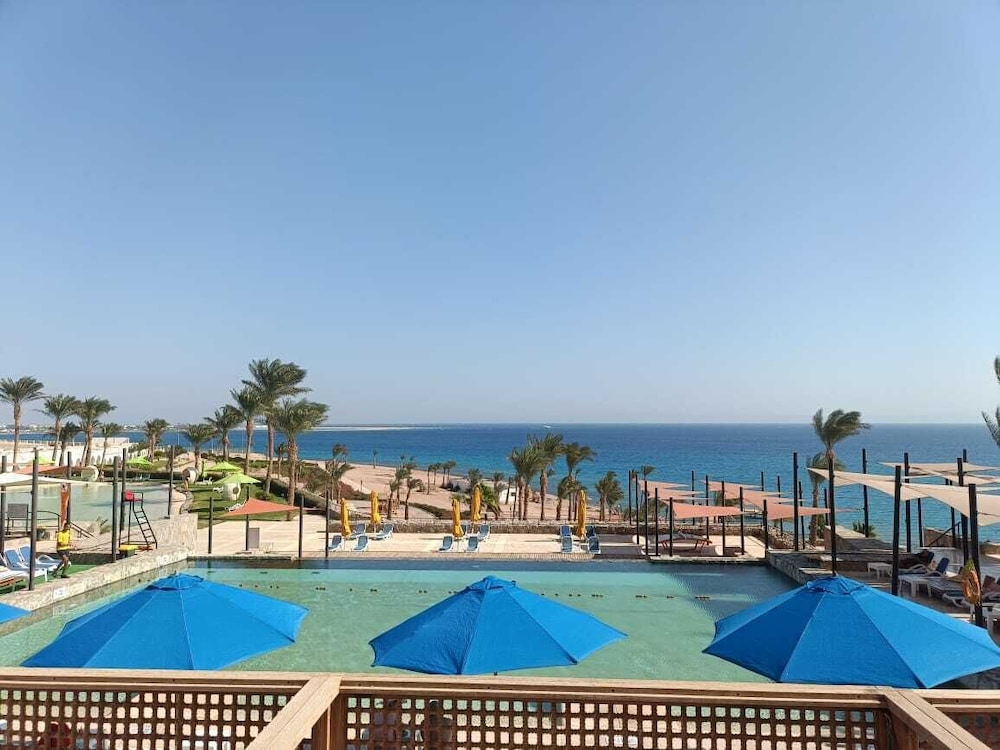 

Genova - Dahab - Retac Qunay Dahab Resort & SPA
