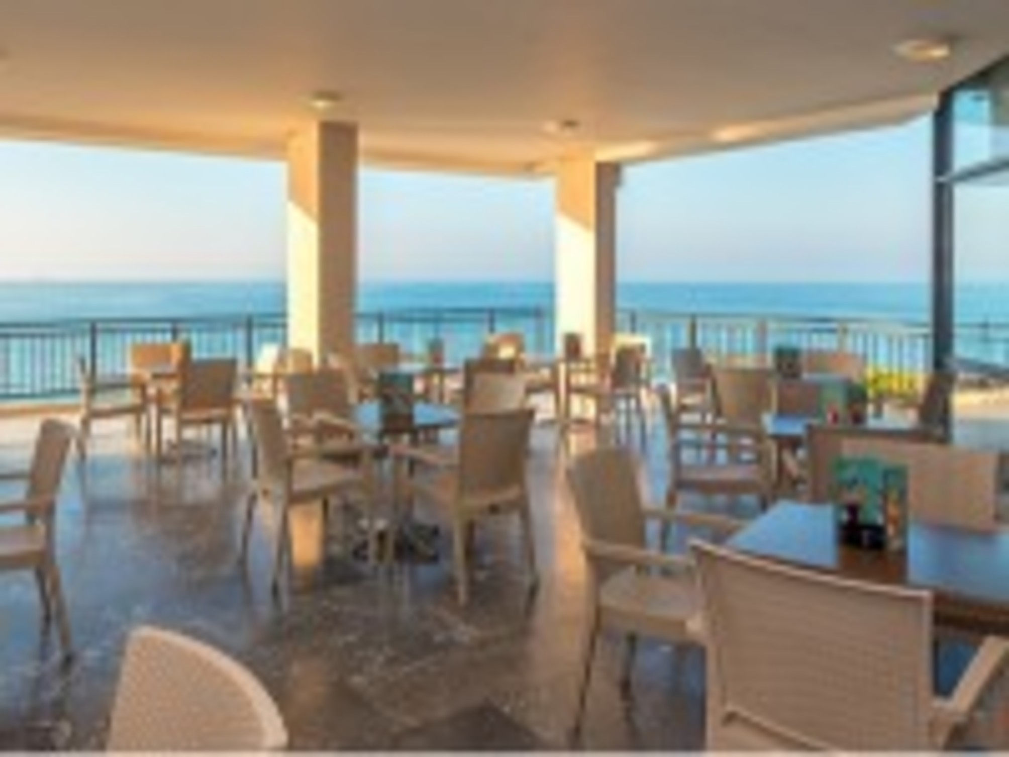 

Milano - Gournes - Themis Beach Hotel