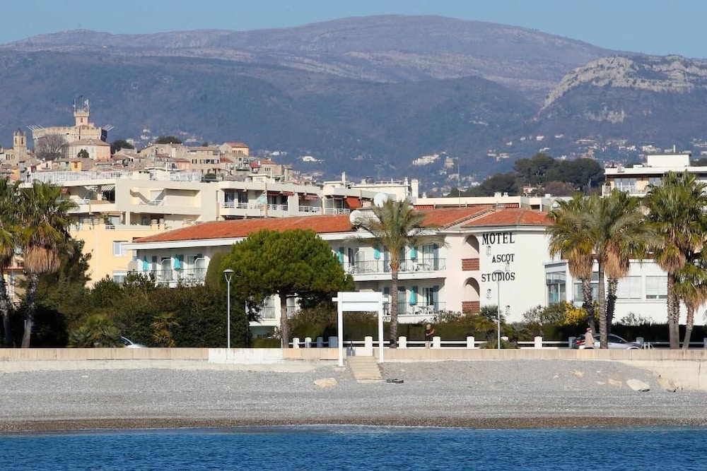 

Napoli - Villeneuve-Loubet - MOTEL ASCOT - Hotel & Appartements