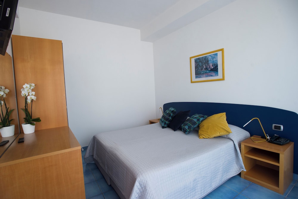 

Roma - Scala - Residence Panoramic