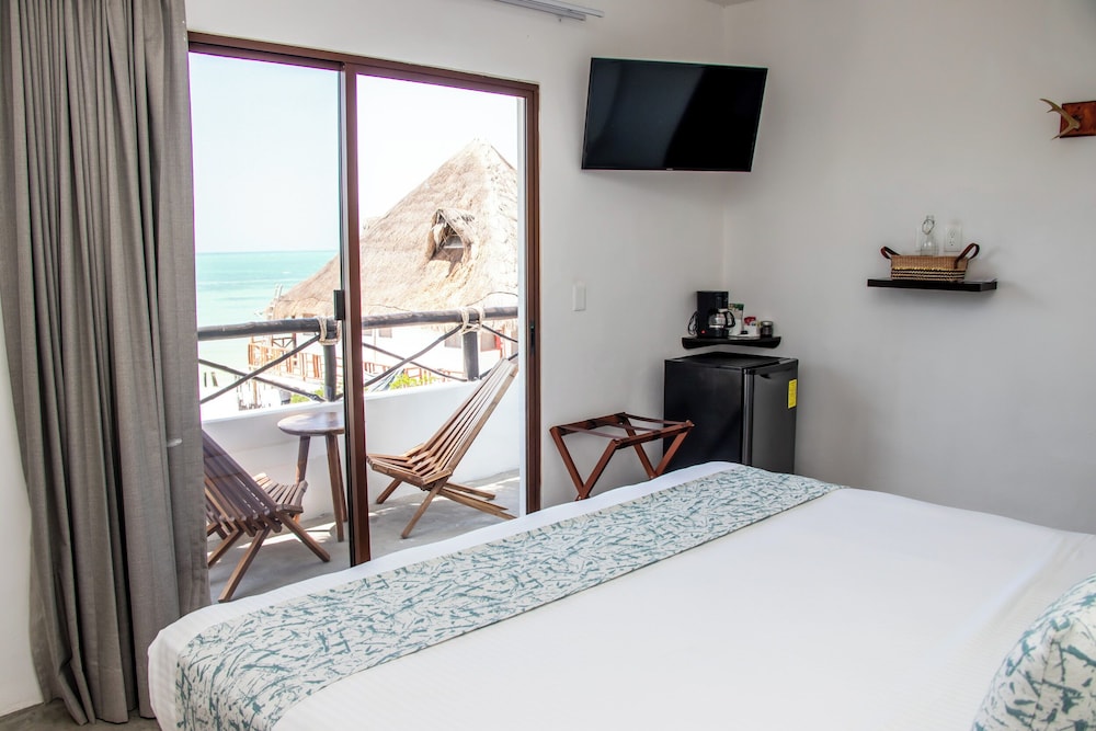 

Verona - Isla Holbox - HAU Holbox, Oceanfront Boutique Hotel