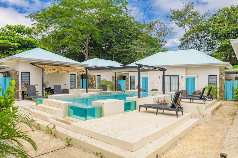 

Verona - Tamarindo - Villas VR Beachwalk Avellanas