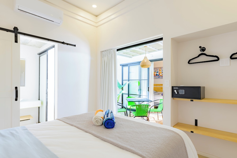 

Milano - Playa Negra - Villas VR Beachwalk Avellanas
