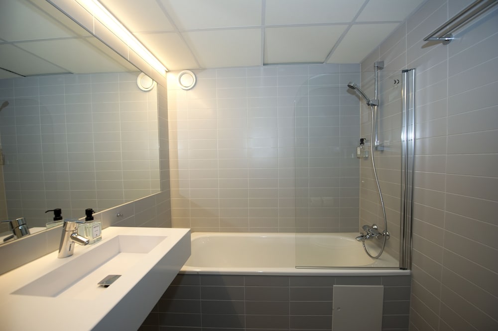 

Milano - Longyearbyen - Svalbard Hotel
