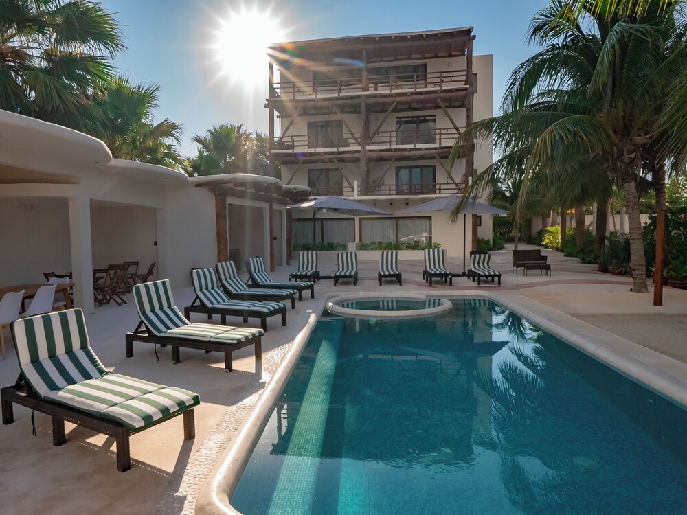 

Venezia - Isla Holbox - Beach Front Hotel Boutique DK House