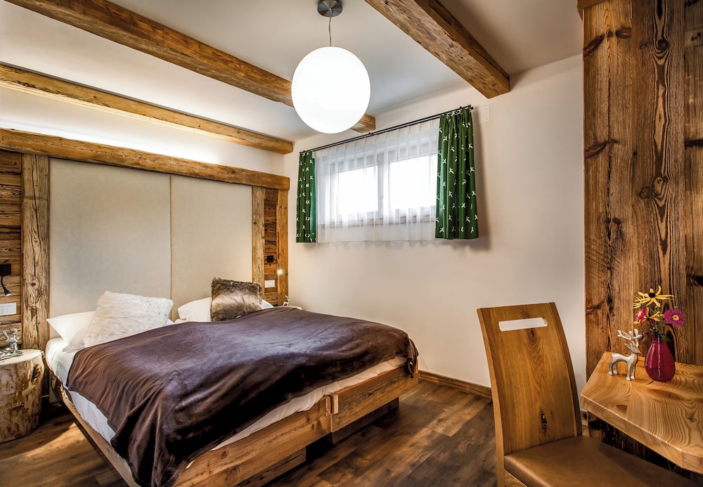 

Roma - San Lorenzo di Sebato - Alpine Mountain Chalet