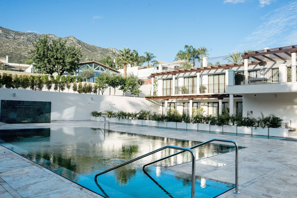 

Milano - Istán - Sierra Blanca Resort and Spa