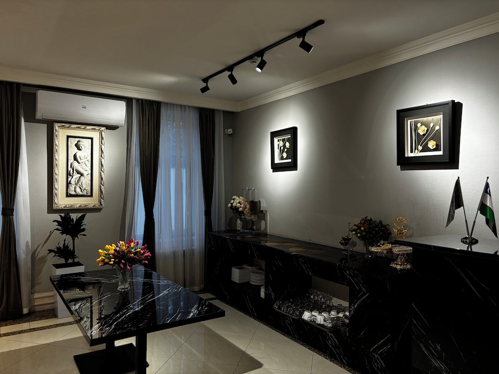 

Genova - Tashkent - South Hotel Tashkent