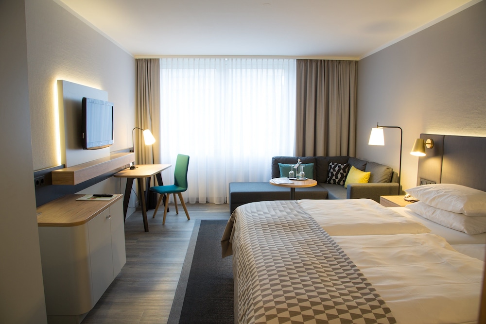 

Milano - Dusseldorf - Holiday Inn DUSSELDORF - NEUSS by IHG