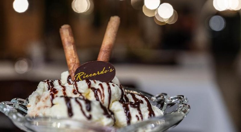 

Milano - St. Moritz, Montagna Svizzera - Hotel Cervo