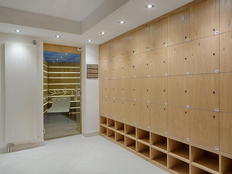 

Ancona - Saint Moritz - Hotel Cervo