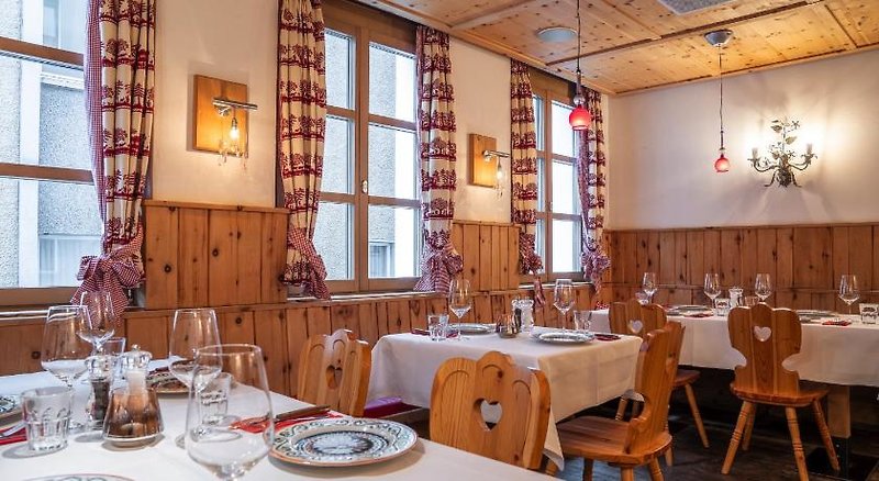 

Lamezia Terme - Maloja - Hotel Cervo