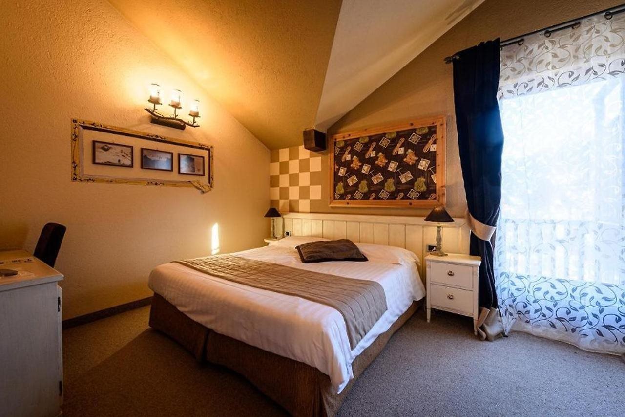 

Milano - Aosta - Hotel Chalet La Meridiana