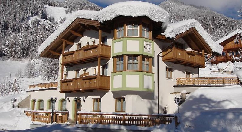 

Lamezia Terme - Pinzolo - Chalet Campiglio Imperiale
