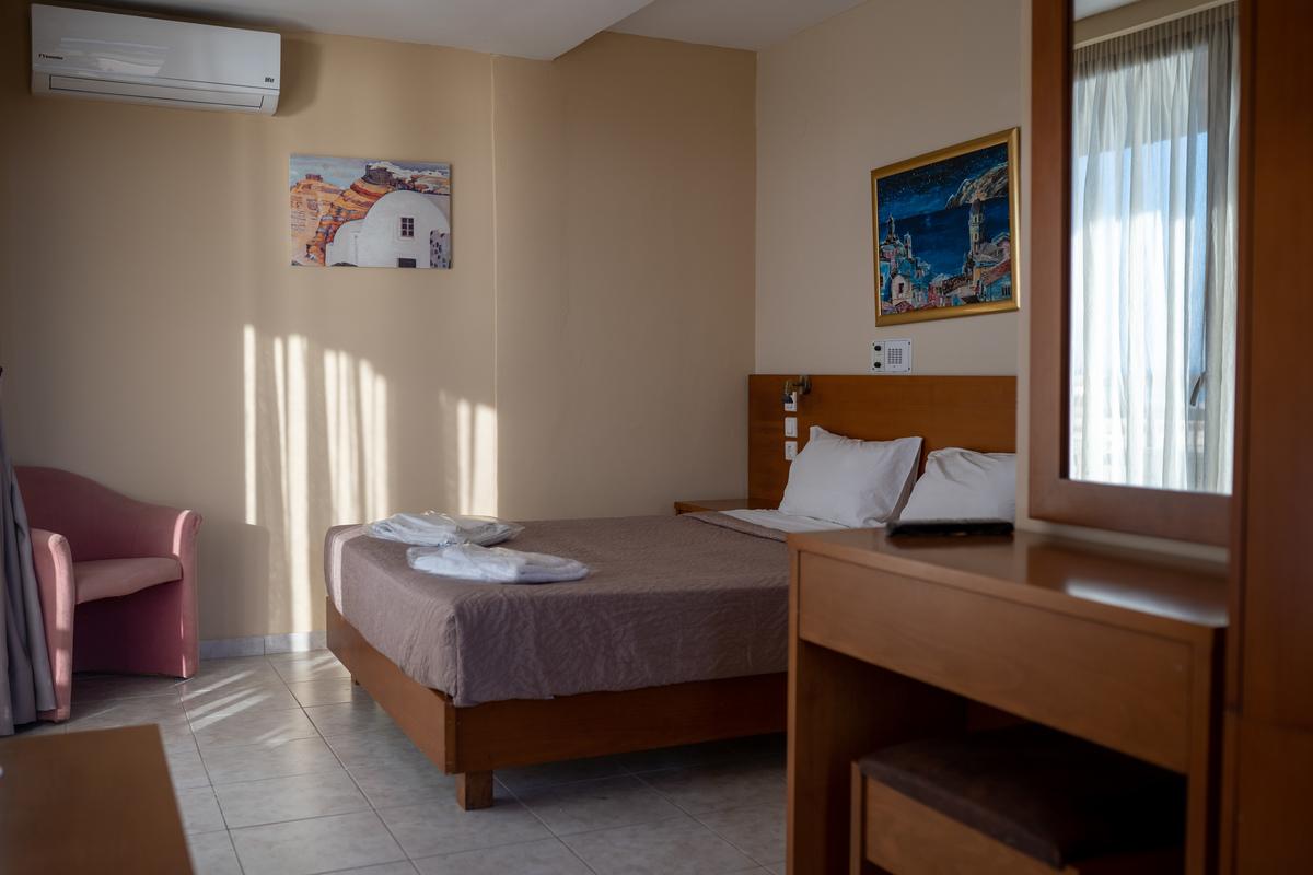 

Roma - Adelianos Kampos - EKAVI HOTEL APARTMENTS