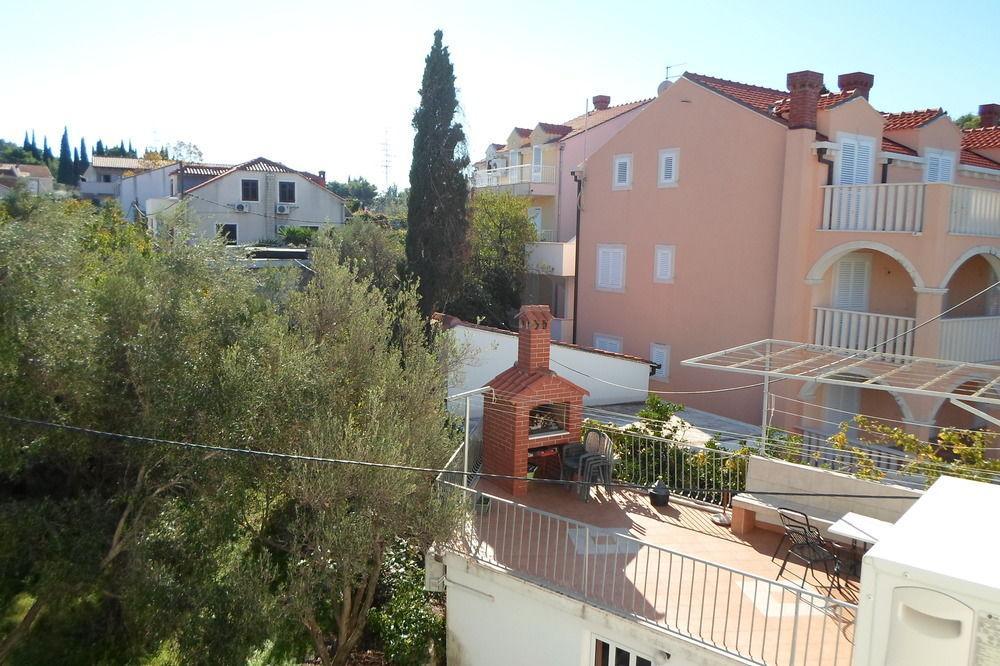 

Napoli - Čilipi - Pansion Lovac