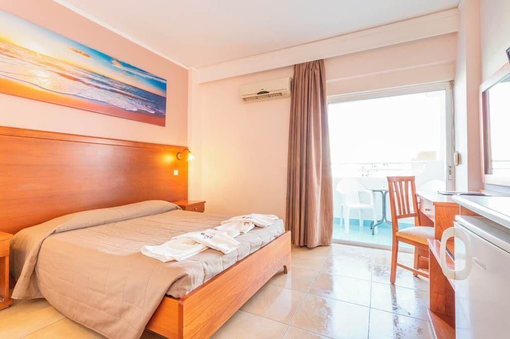 

Palermo - Kardamena - Agrellis Apartments