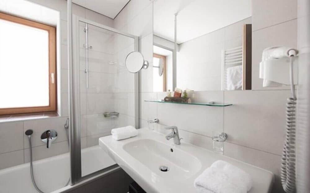 

Catania - Lech am Arlberg - Mondschein Hotel & Chalet