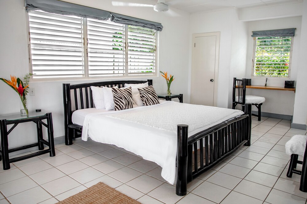 

Milano - Port Antonio - LF Jungle Retreat
