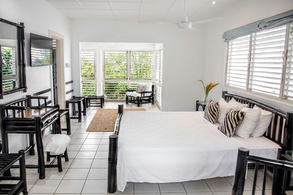 

Milano - Port Antonio - LF Jungle Retreat