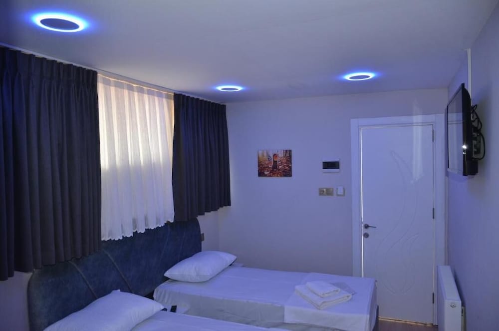 

Cagliari - Istanbul - Rodion Hotel