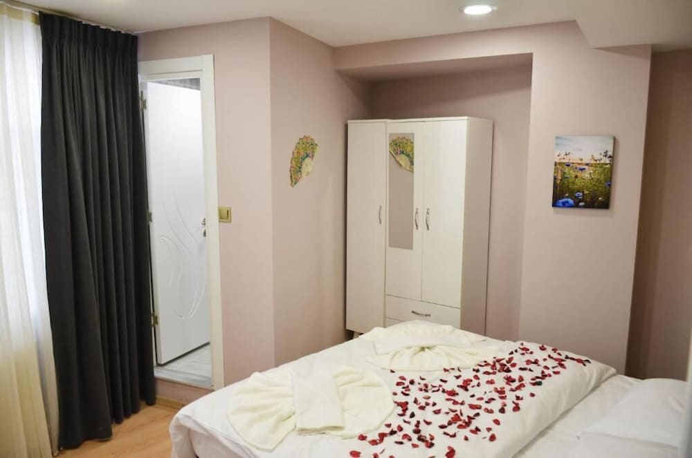 

Firenze - Istanbul - Rodion Hotel