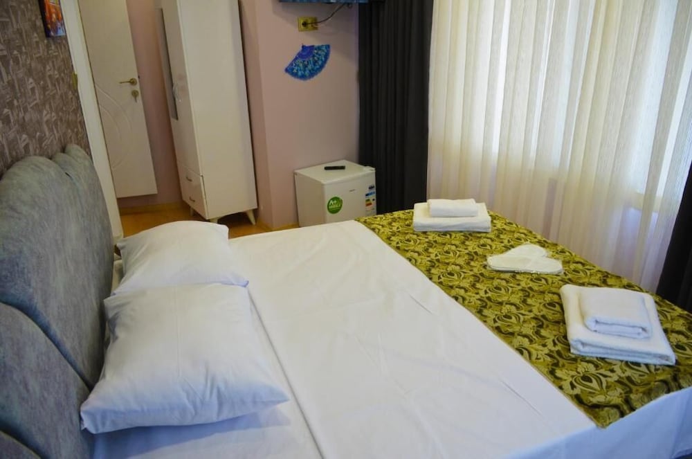 

Verona - Istanbul - Rodion Hotel