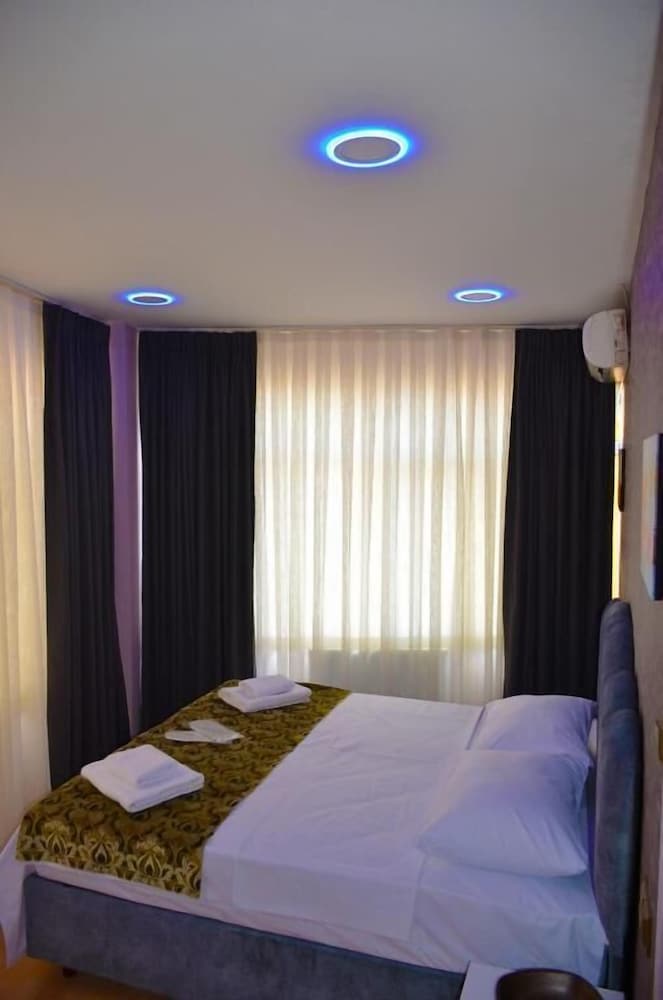 

Lamezia Terme - Istanbul - Rodion Hotel