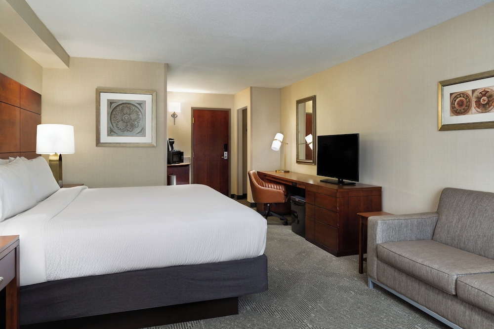 

Milano - Alexandria (VA) - Holiday Inn National Airport/Crystal City