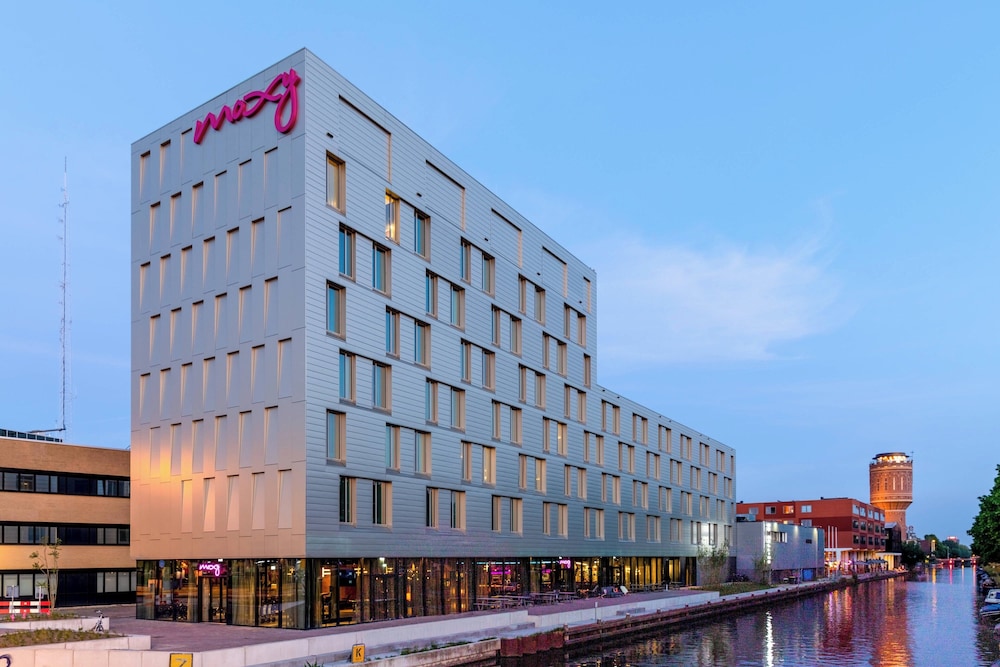 

Bologna - Utrecht - Moxy Utrecht