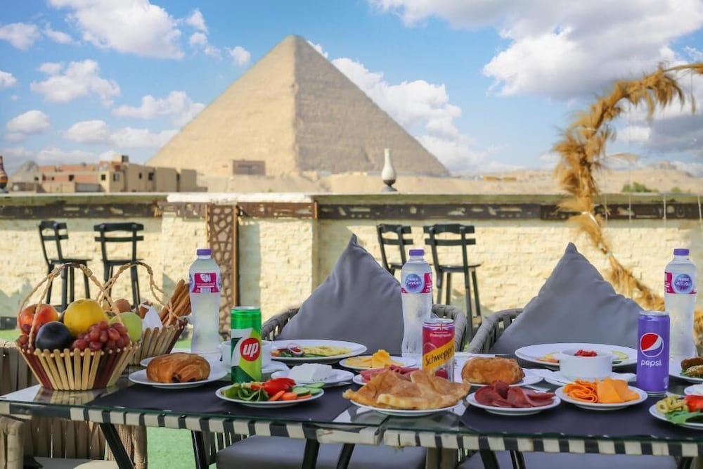 

Milano - Kirdāsah - Master Pyramids Inn