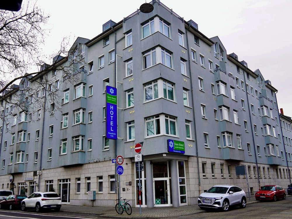 

Bologna - Mannheim - B&B HOTEL Mannheim-City