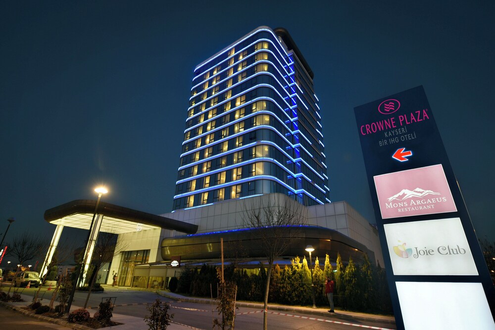 

Napoli - Kayseri - Crowne Plaza KAYSERI