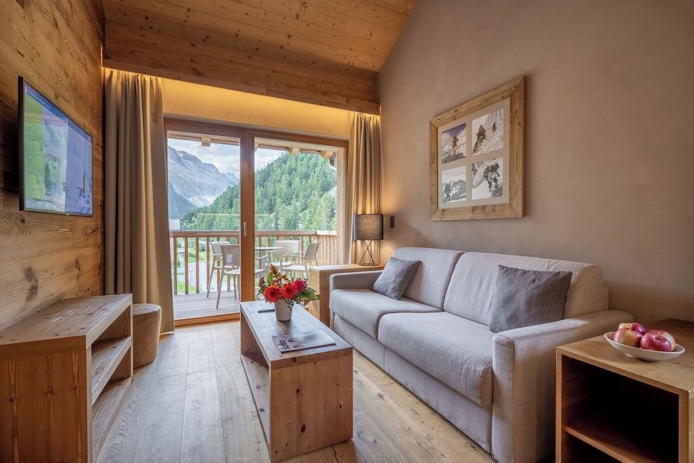 

Napoli - Grimentz - SWISSPEAK Resorts Zinal