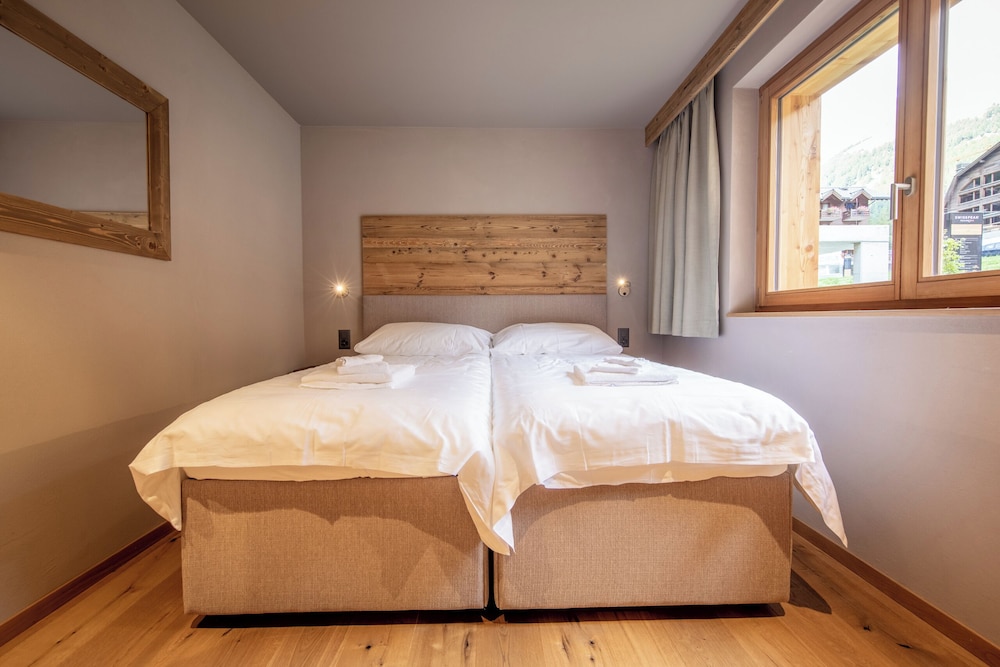

Catania - Grimentz - SWISSPEAK Resorts Zinal