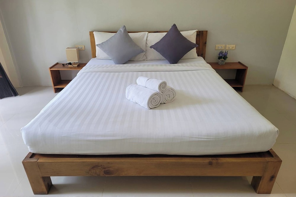 

Catania - Ban Pa Khlok - Snooze Inn Phuket