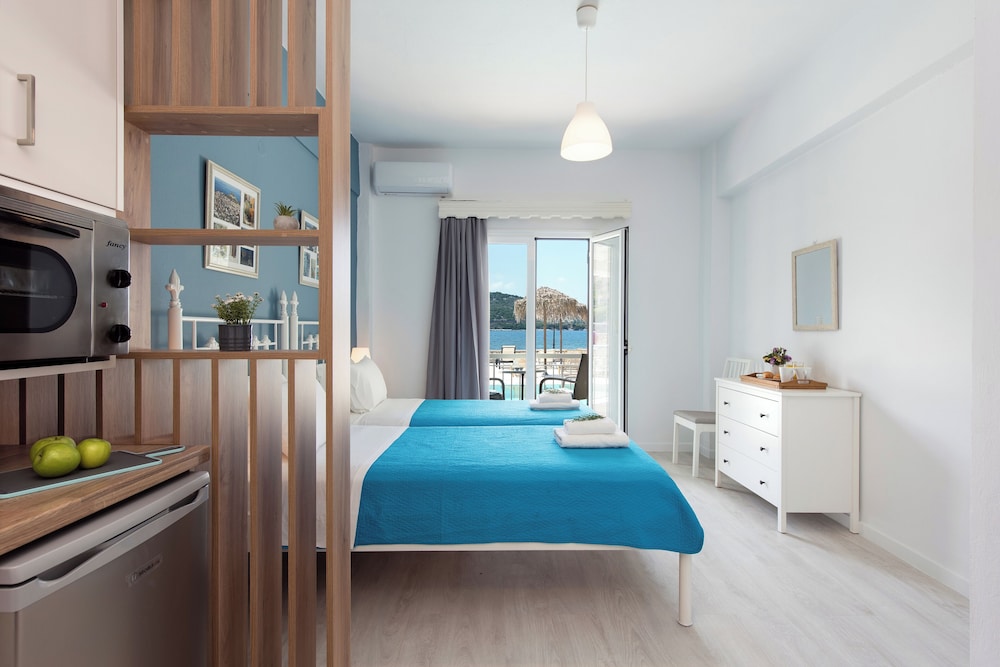 

Milano - Kassiopi - Marika Apartments
