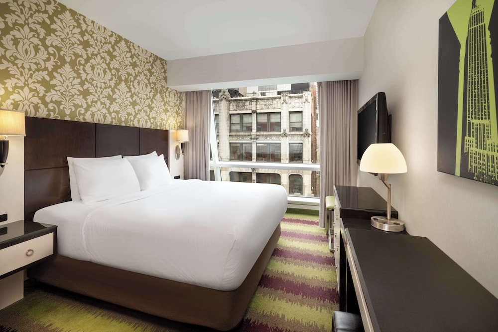 

Catania - Jersey City - Best Western Premier Herald Square