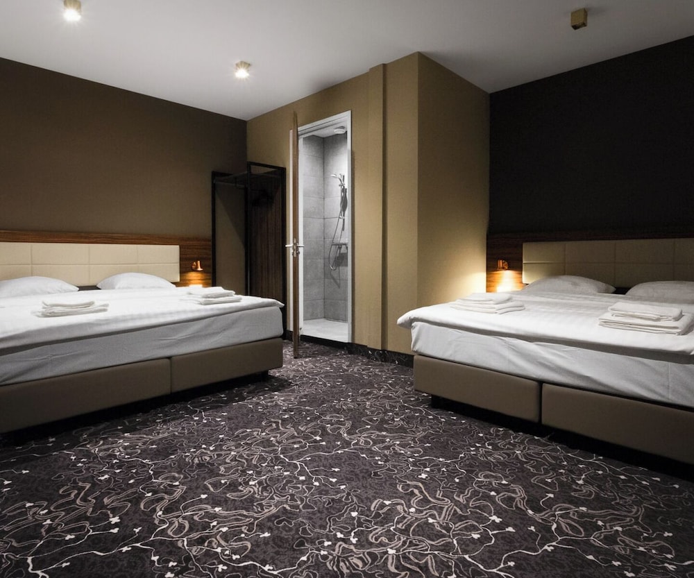 

Milano - Aalsmeer - Amsterdam Lake Hotel