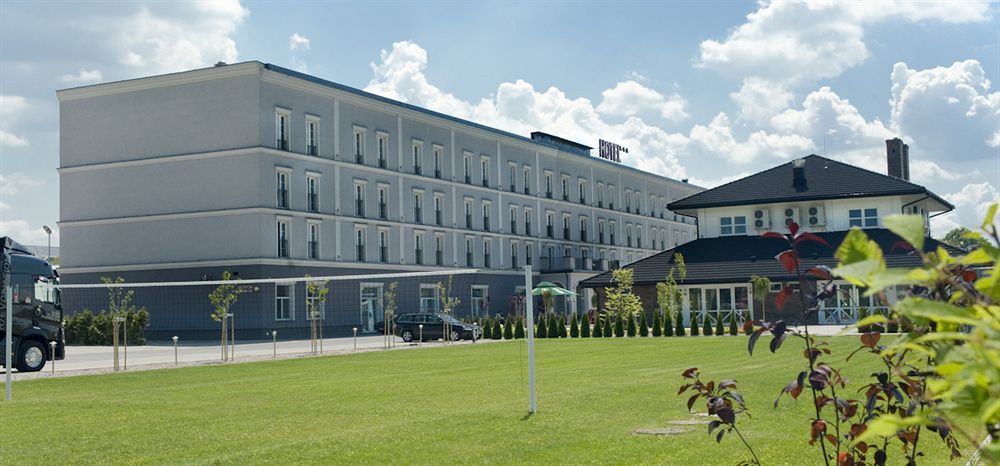 

Napoli - Pruszków - Hotel Lamberton