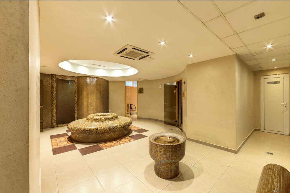 

Roma - Shiroki Dol - Hotel Arena