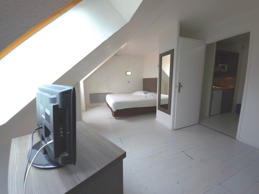 

Roma - Ginevra - Geneva Residence