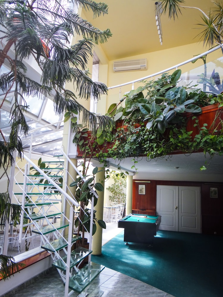 

Catania - Budapest - Classic Hotel
