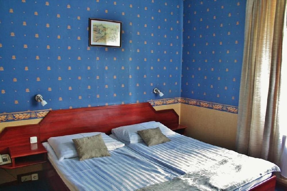 

Lamezia Terme - Budapest - Classic Hotel