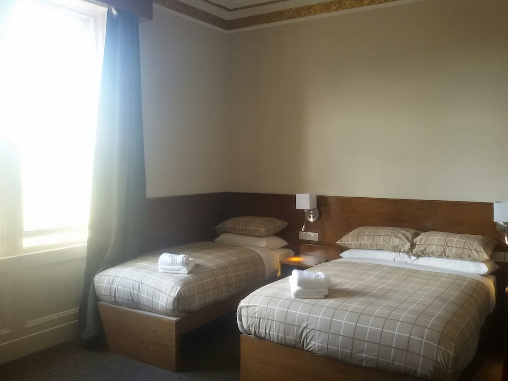 

Milano - Glasgow - Douglas Hotel