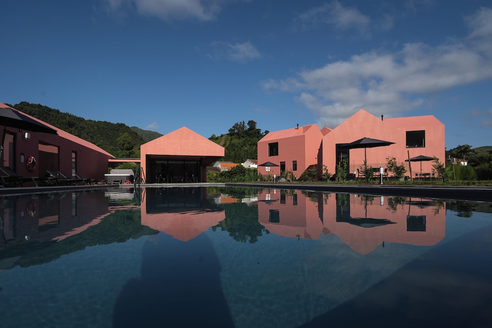 

Roma - Furnas - Canto's Green Garden & SPA