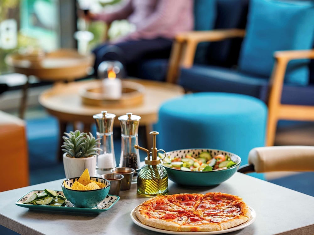 

Roma - Uxbridge - ibis budget London Heathrow Central