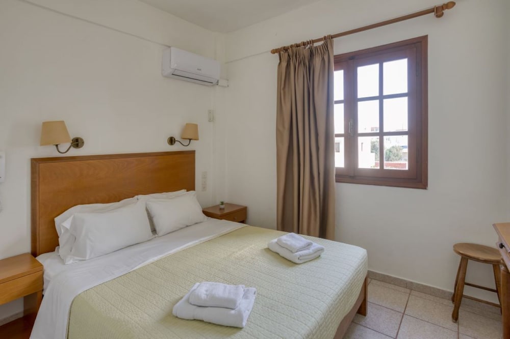 

Napoli - Gournes - John Mary Apartments by Estia