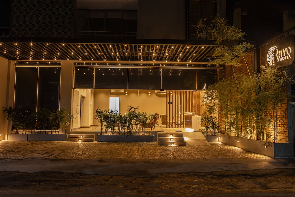 

Roma - Galle - Ravo Hotel