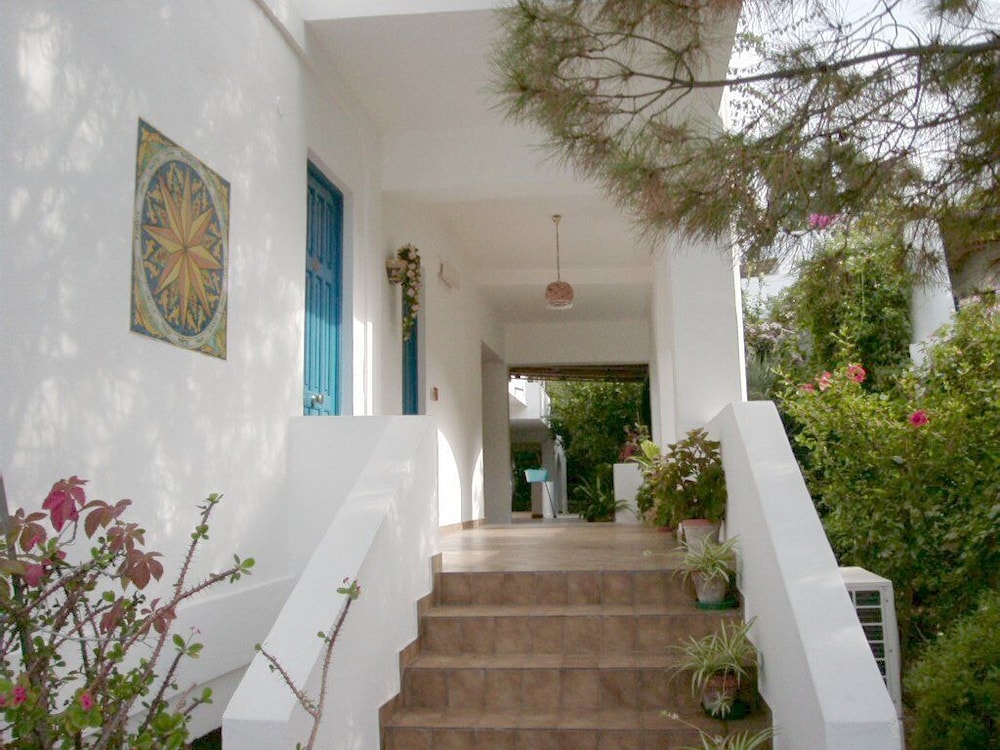 

Roma - Panarea, Isole Eolie - Hotel Tesoriero